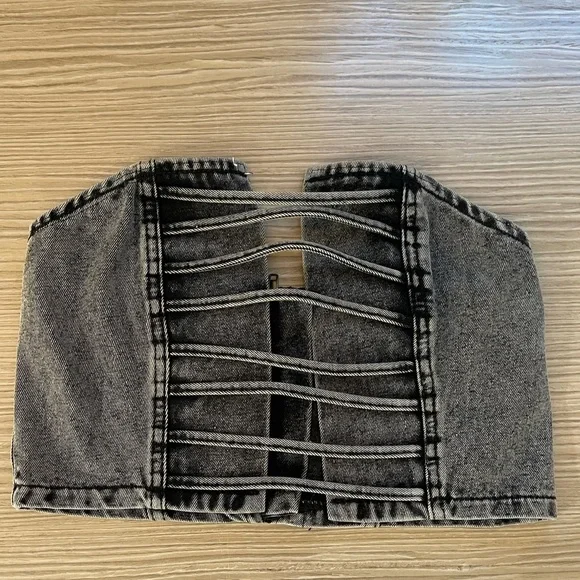 Shein Black Denim acid wash Strapless crop Top with strappy cutouts. - Picture 7 of 8